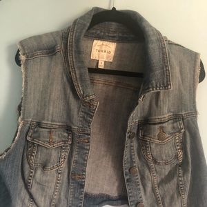 Crop jean jacket